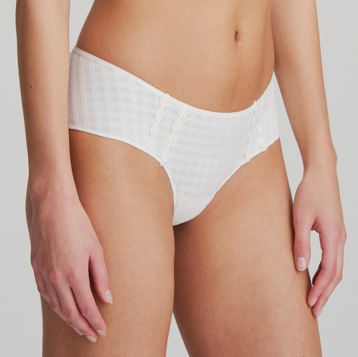 Avero Hotpant | Natural