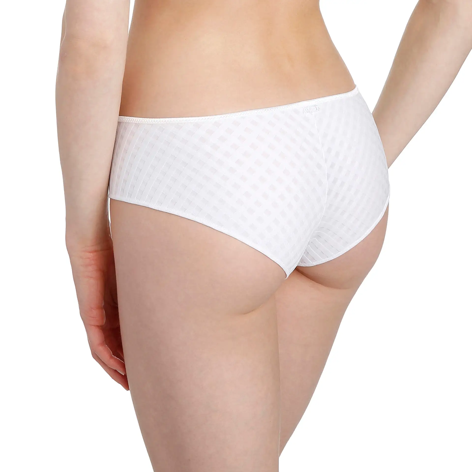 Avero Hotpant | White