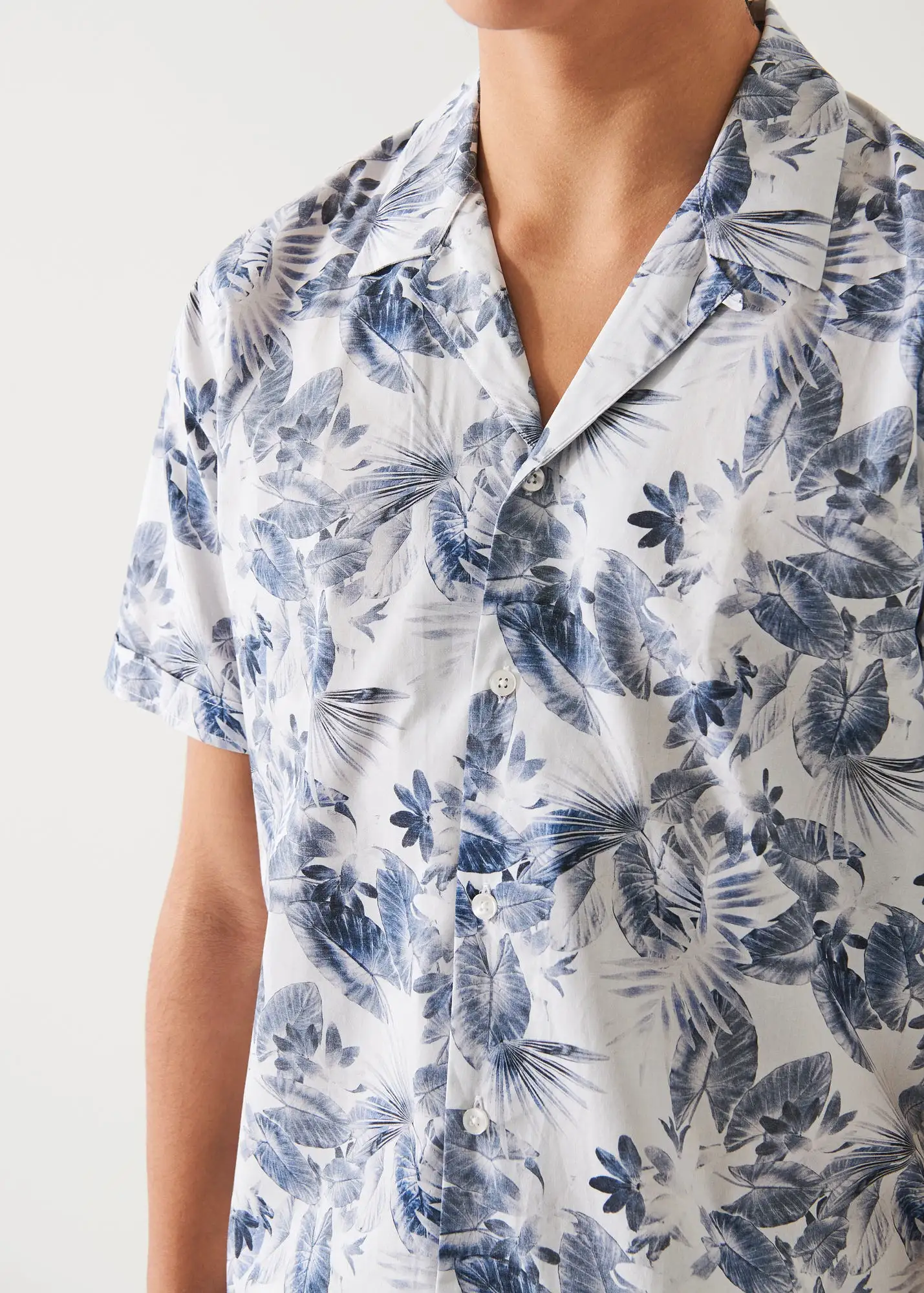 LEAF PRINT COTTON SHIRT