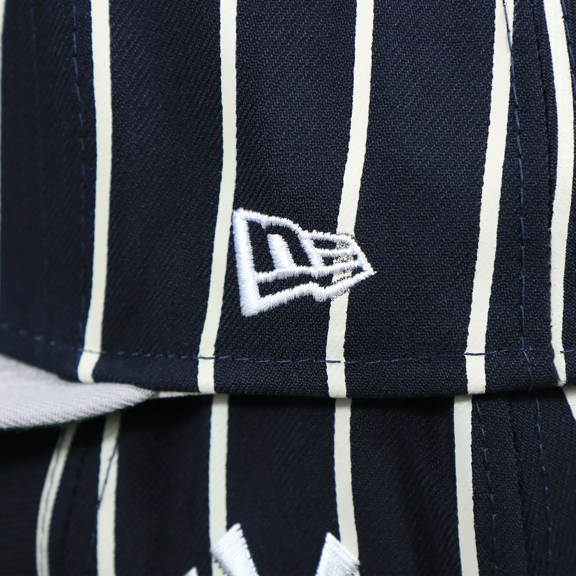 New York Yankees City Arch Striped 9Fifty Snapback Cap | Pin Stripe 9Fifty Cap