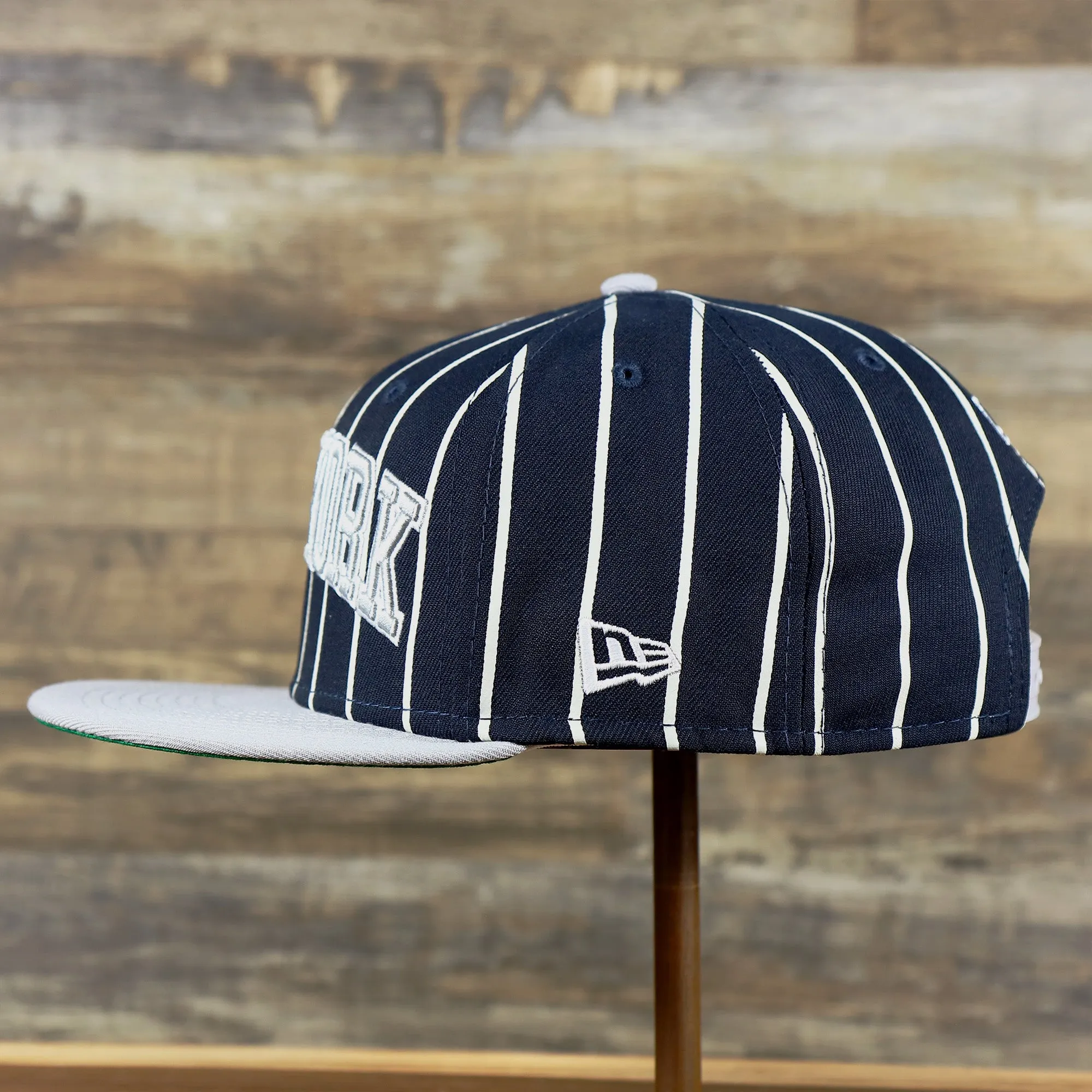 New York Yankees City Arch Striped 9Fifty Snapback Cap | Pin Stripe 9Fifty Cap