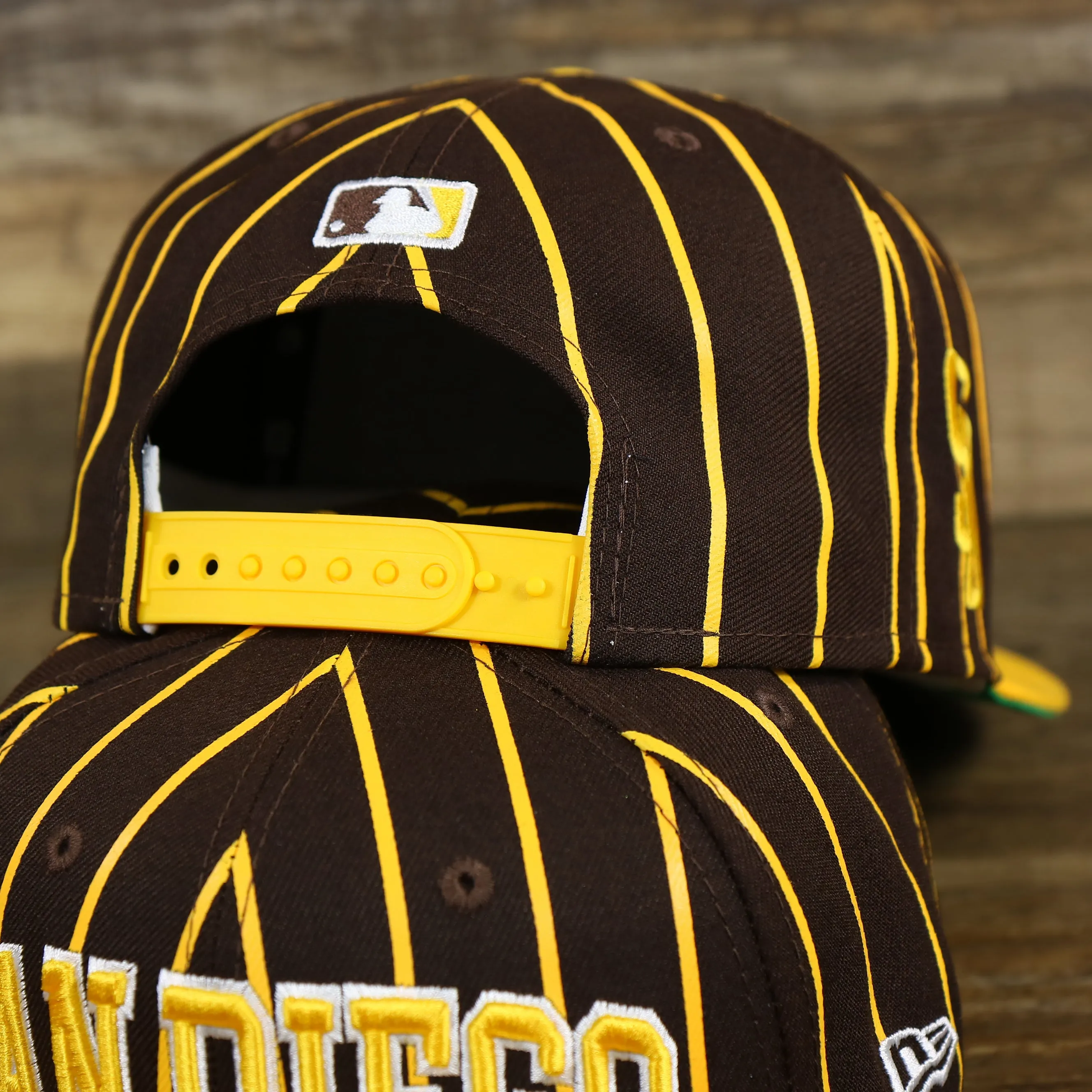 San Diego Padres City Arch Pinstripe Side Patch 9Fifty Snapback Cap | Brown 9Fifty Cap