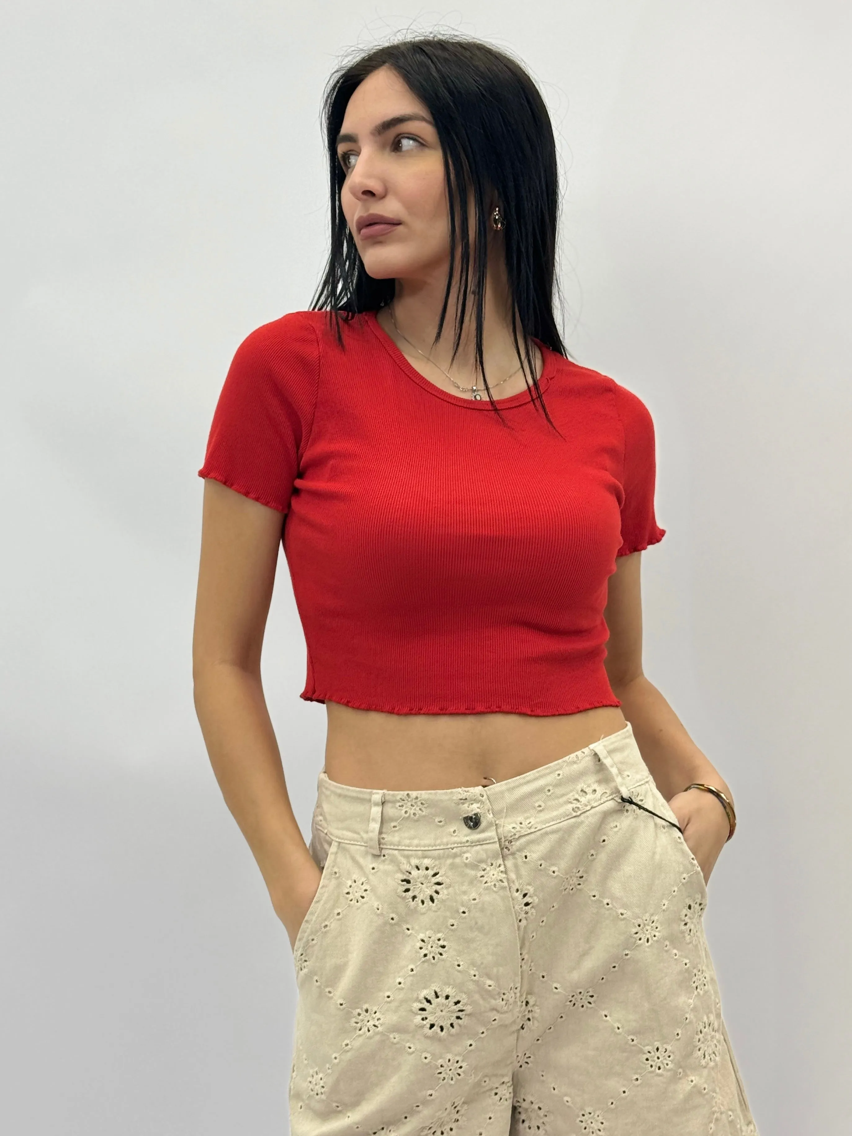 T-shirt a costine crop