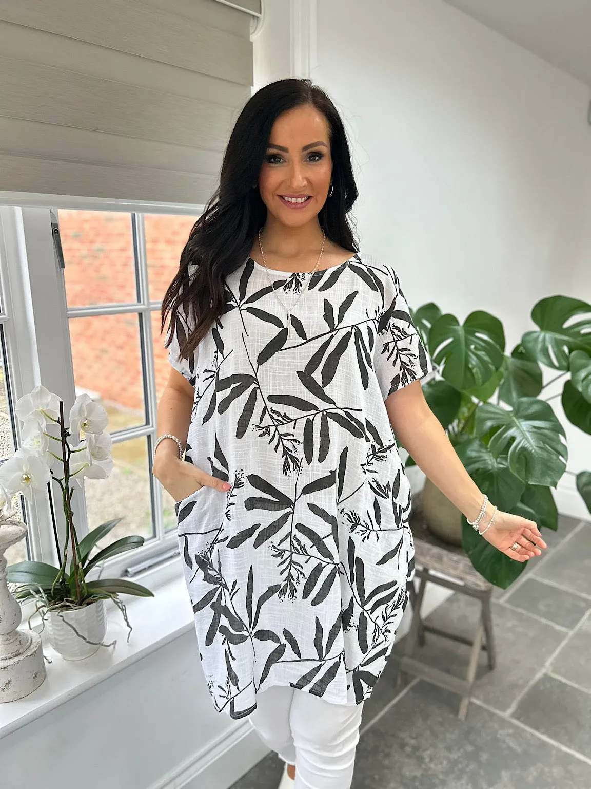 White Leaf Pattern Pocket Dress Rebecca