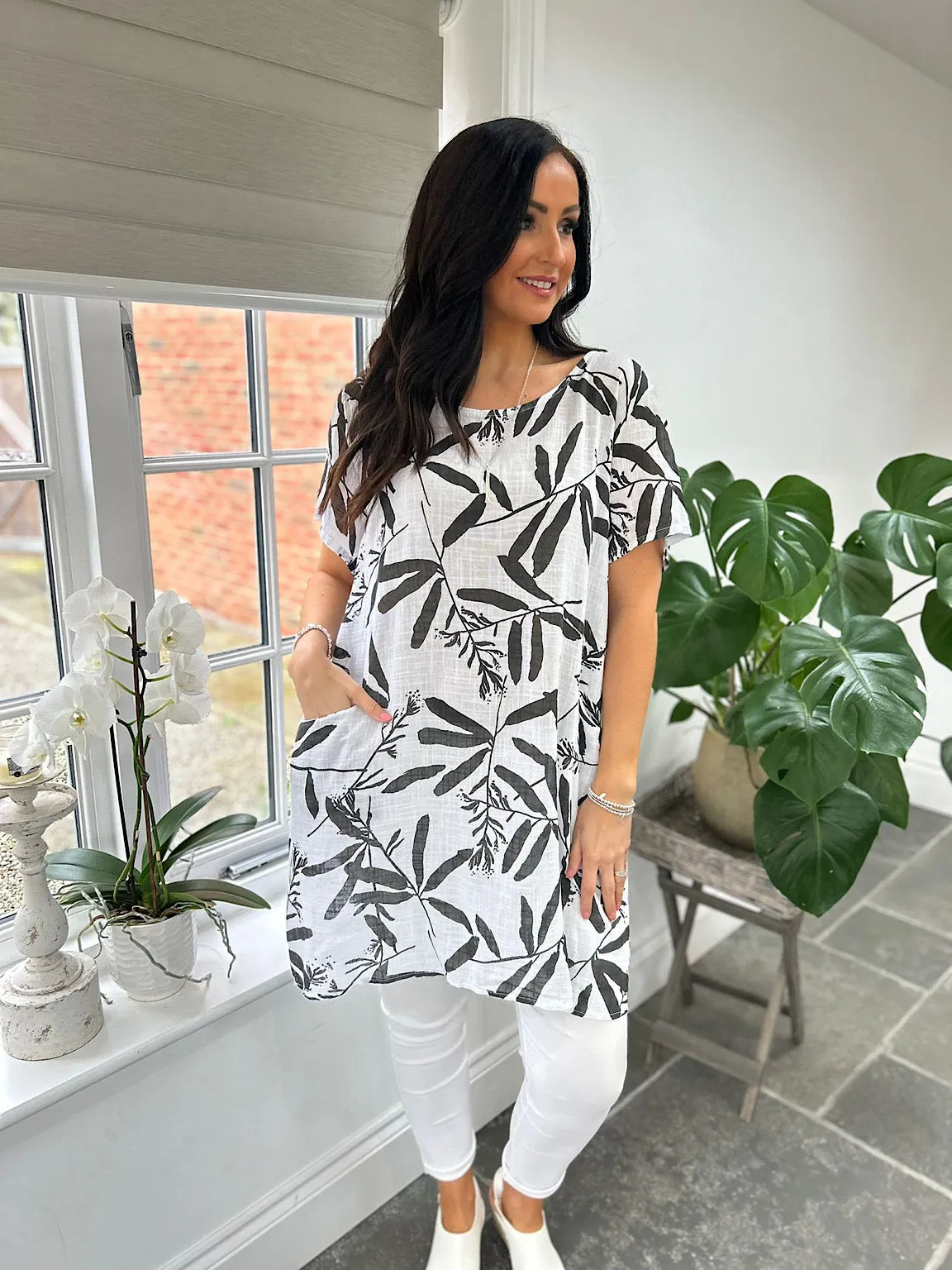 White Leaf Pattern Pocket Dress Rebecca