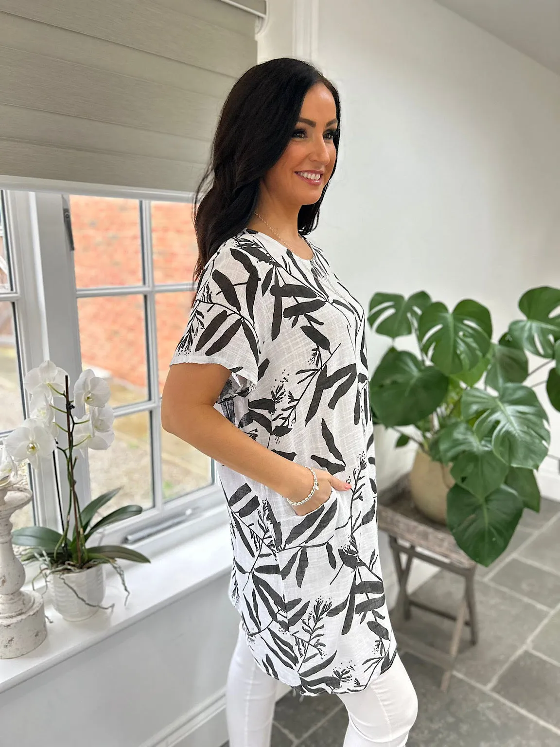 White Leaf Pattern Pocket Dress Rebecca